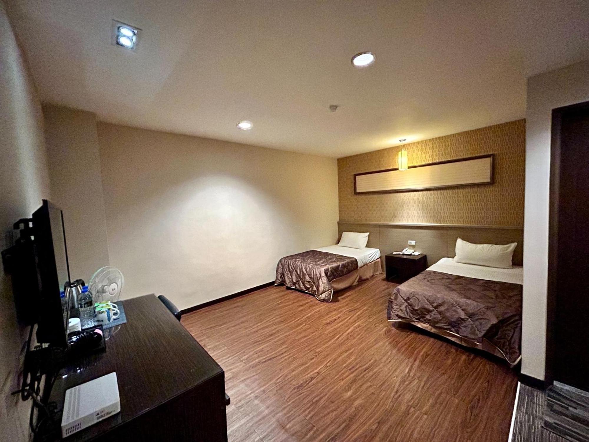 Home Full Hotel Jincheng Exterior foto
